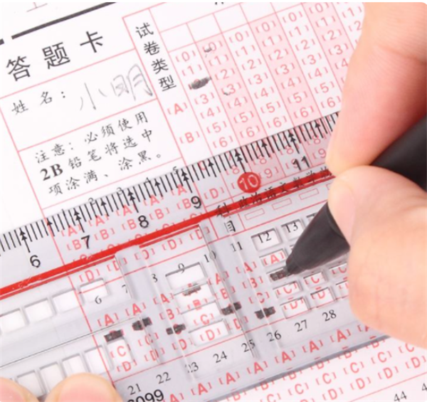 高考为什么用“2B铅笔”涂卡？看到电脑呈现试卷后：原来如此
