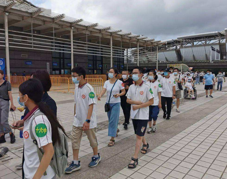 江苏大、中小学放寒假或提前？部分学生学费上涨，同时还有好消息