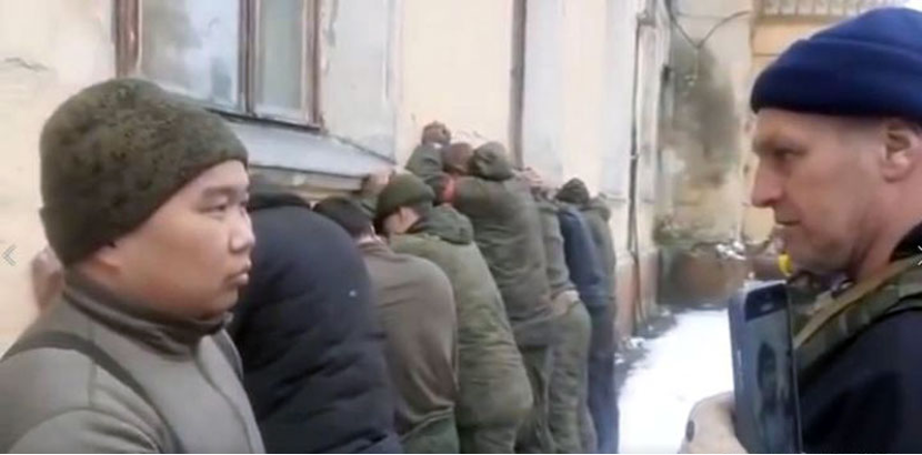 �Ʋ��������˷�ת���ڿ����������Ƕ���˹2��