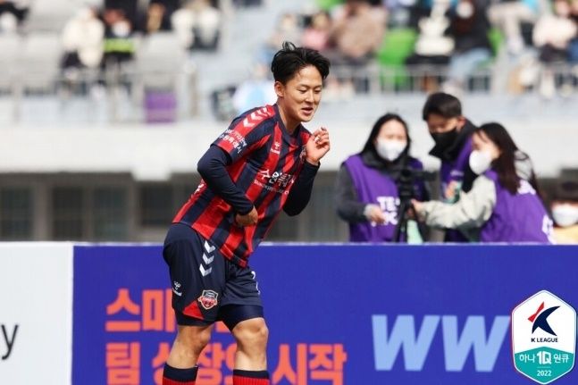 李升祐世界杯(「韩国足球周报」（2022.3.14~20）——李升祐重拾进球感觉)