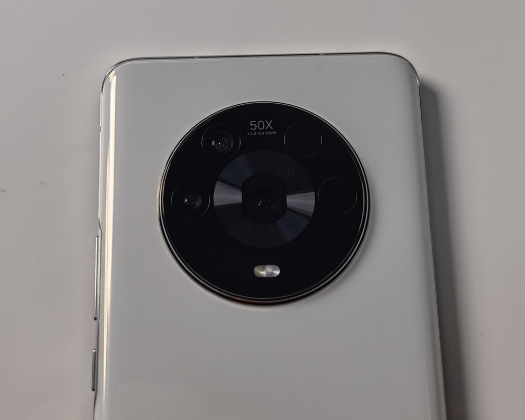 国产手机里也有高端的机型，这3款很难挑出毛病，还比苹果更便宜