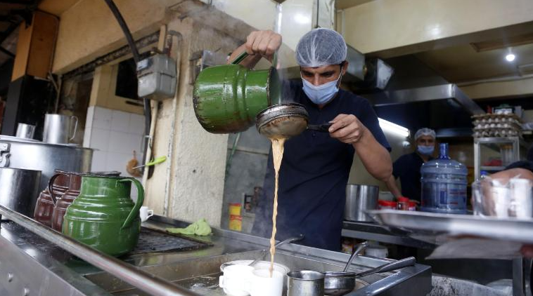 随着国家努力应对经济危机，巴基斯坦人被告知要少喝茶