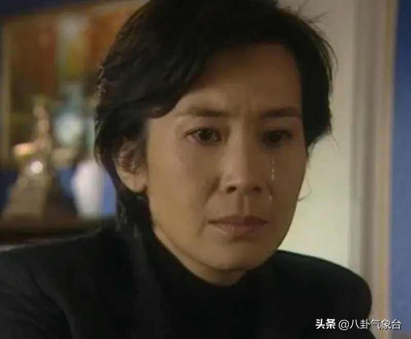 “气质美人”肖雄，将一生奉献给演艺事业，单身30年不后悔