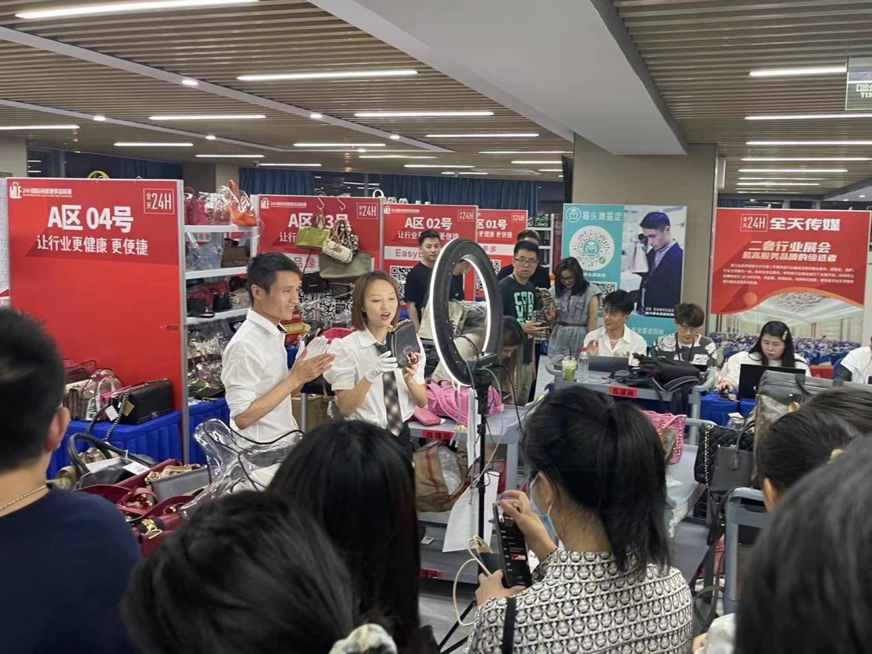 電商直播的發(fā)展史，是一部中小主播的奮斗史