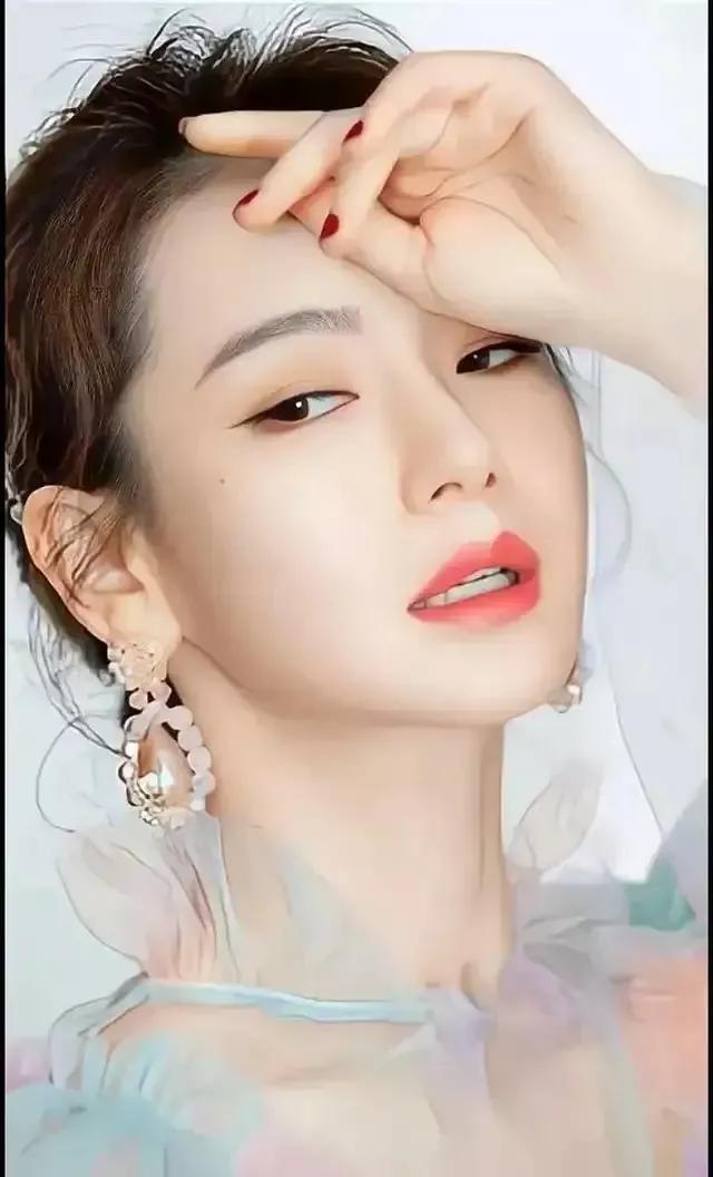 请欣赏40位明星独特灵秀的侧颜之美