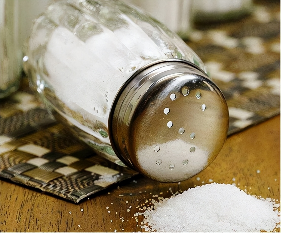 “少吃鹽”才是健康的生活方式？ 3類人不能少吃，還要多吃？