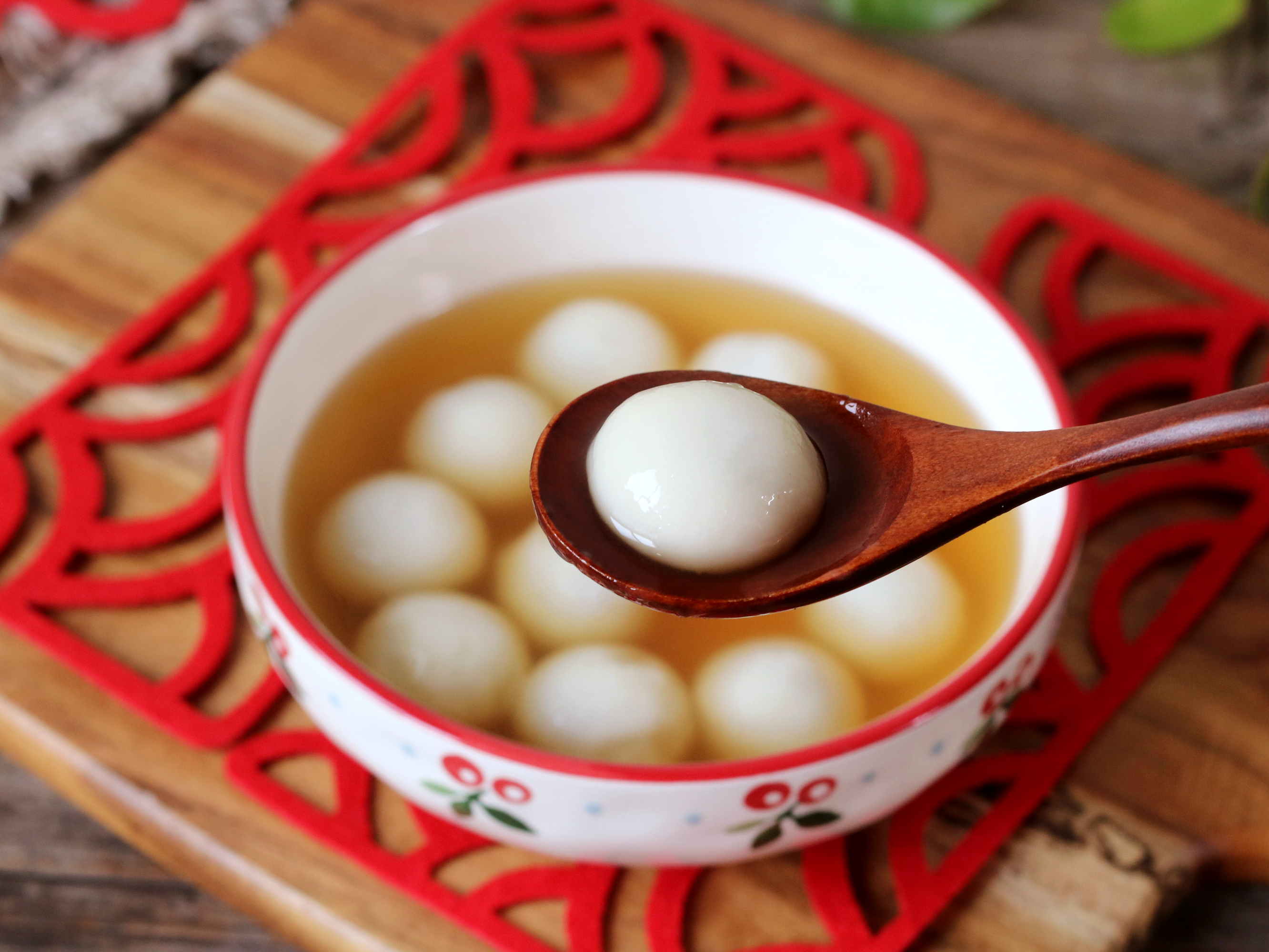 汤圆用什么粉做的(学会这样汤圆不开裂不露馅)