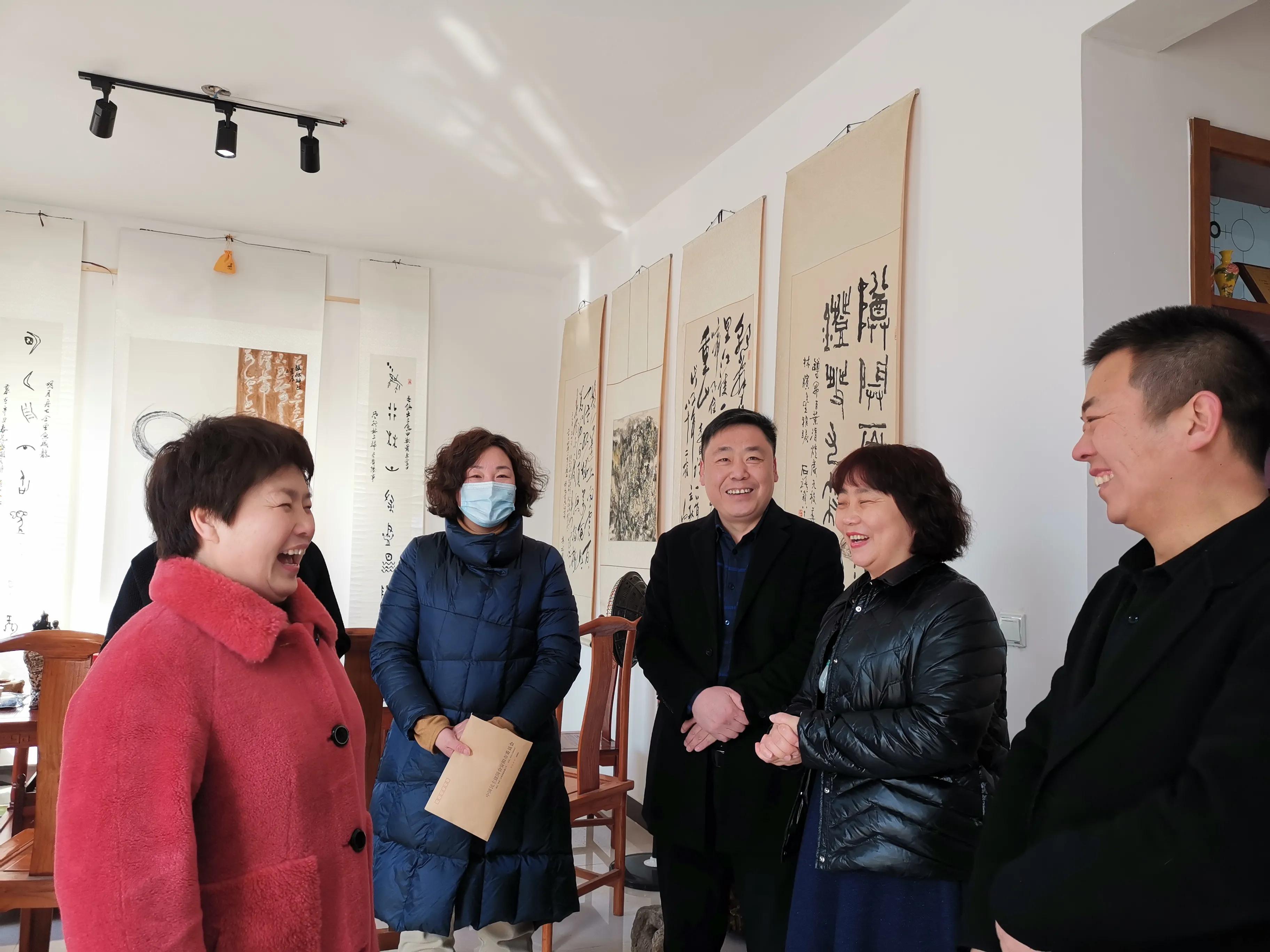 搭平台促履职 建好服务群众“暖心室”—飞天政协委员工作室揭牌