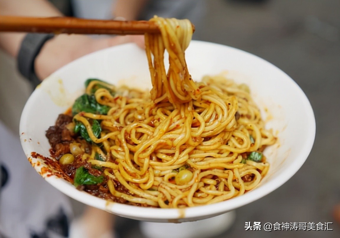 重庆名小吃有哪些（重庆10大特色美食小吃推荐）