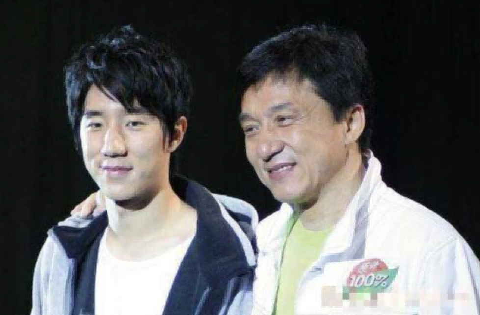 一手好牌却打得稀烂，这8位“高开低走”的港星，个个不值得原谅