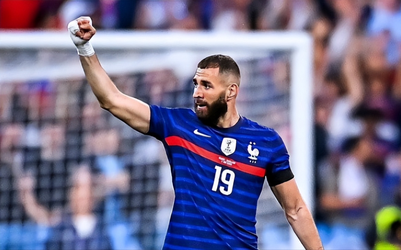 2014年世界杯法国内讧（八字不合遗憾分手，本泽马退出法国国家队）-华海博客