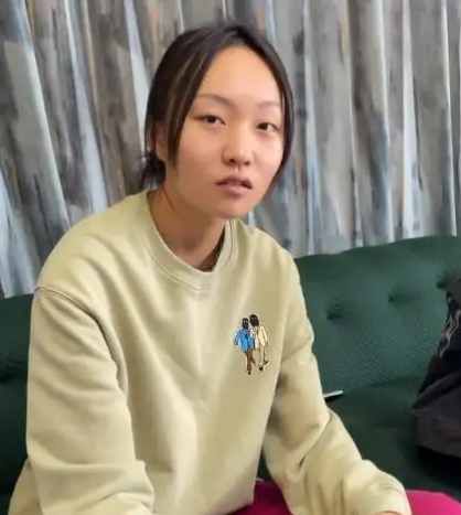 真实身份让你高攀不起