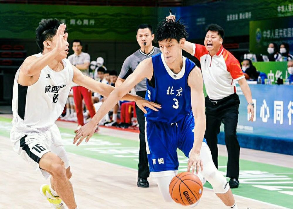 中国篮球运动员进nba有哪些(29.7分19板4.8帽！中国进入NBA的6名球员，前一年都是什么表现？)