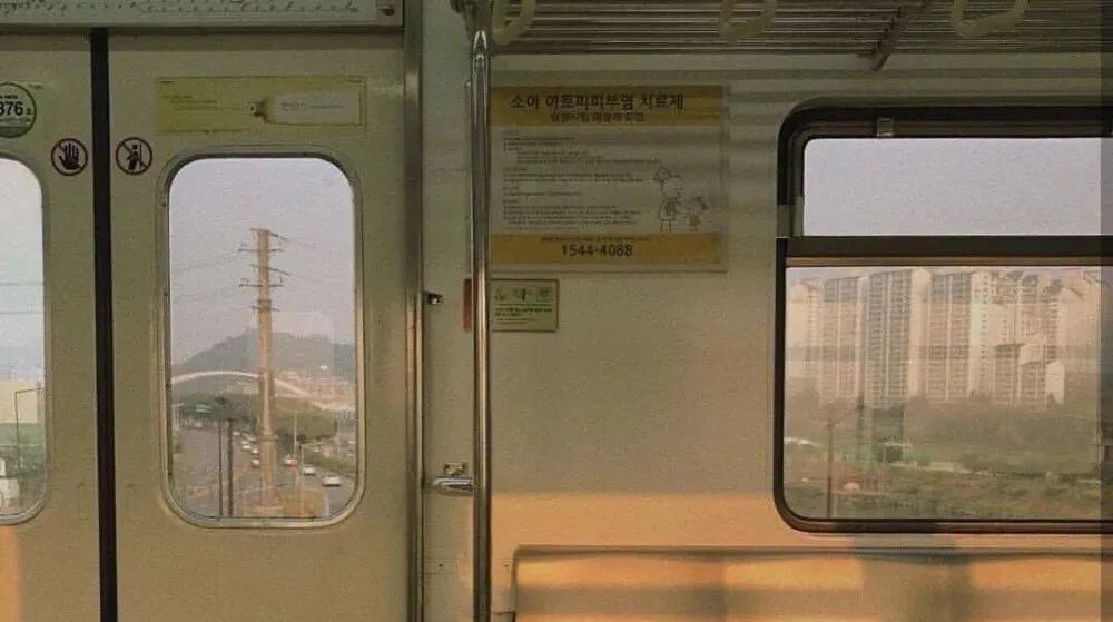 去追光，靠近光，成为光