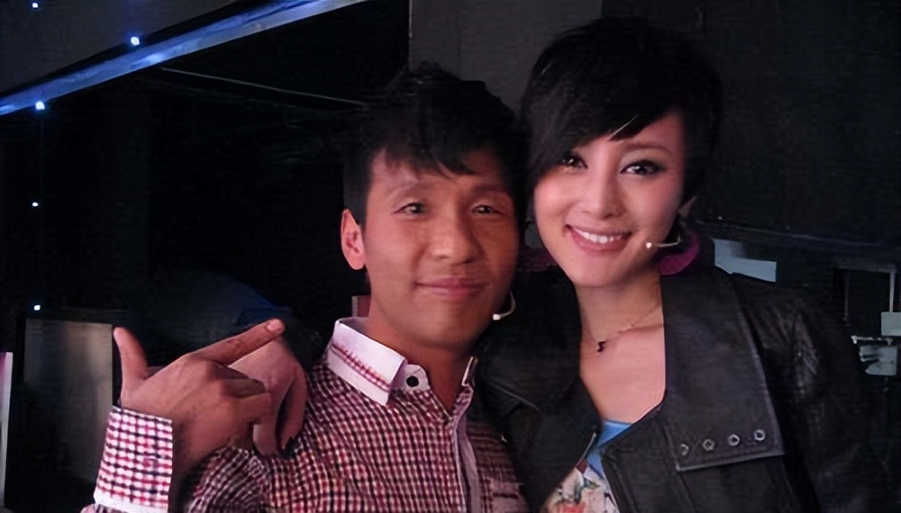 宋小宝小品搞笑大全2013(演员宋小宝:成名后抛弃霍晓红,再婚娶粉丝