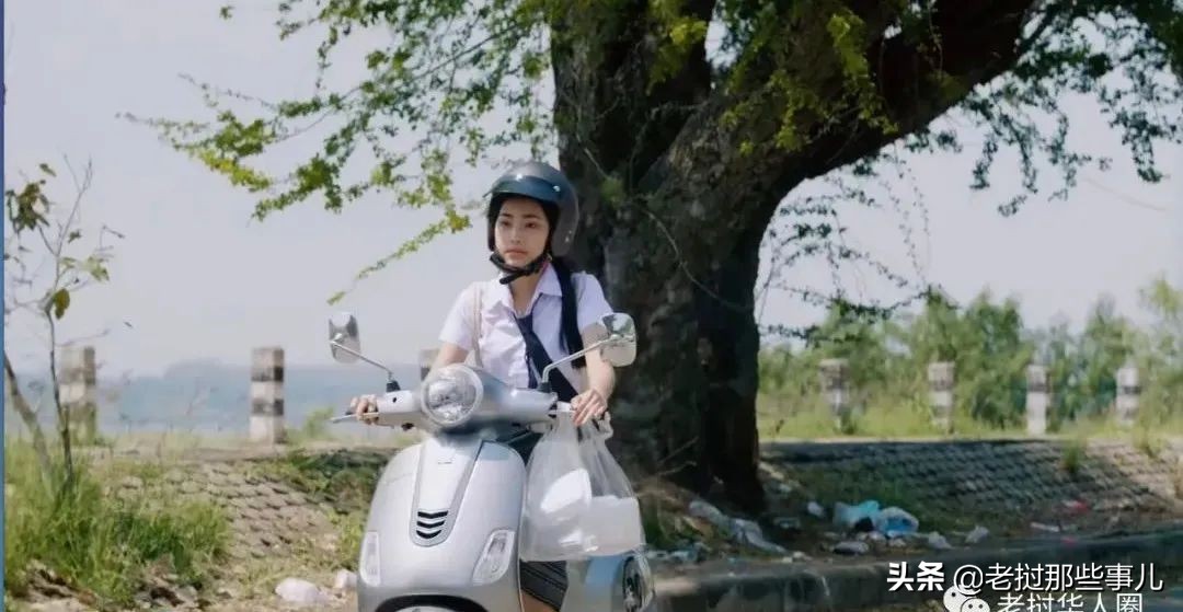 火热老挝剧《爱恋四人行》，老挝版《流星花园》，有那味，可以看