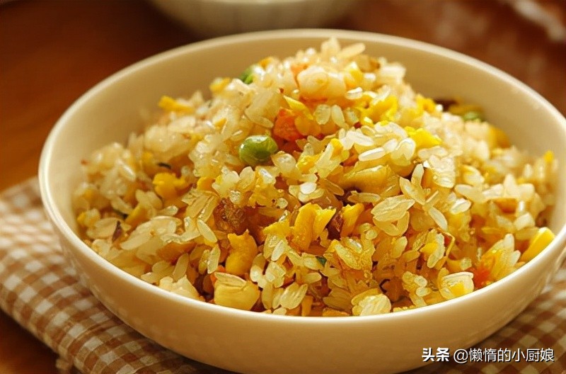 外婆菜炒饭的做法大全 剩米饭吃不完试试这9种炒米饭