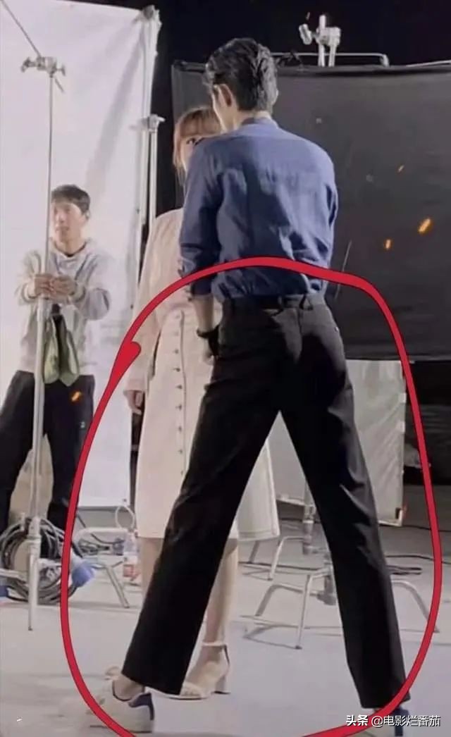 陈晓爬土堆，胡歌划旱船，黄圣依蛇出洞，那些幕后让我笑到肚痛