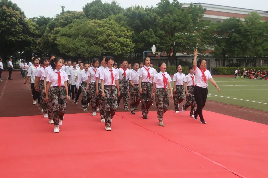 四川天府新区合江小学热烈庆祝“六一”国际儿童节