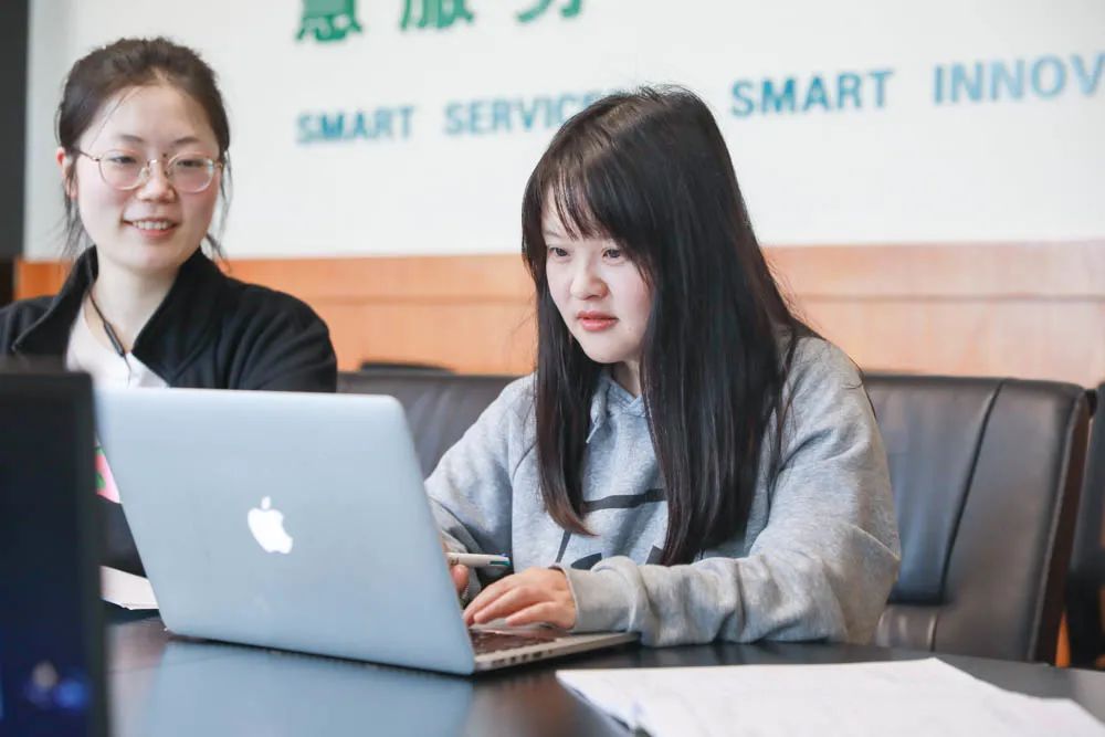 东升迎春小学高雪老师受邀在四川省小学英语网络教研活动中说课