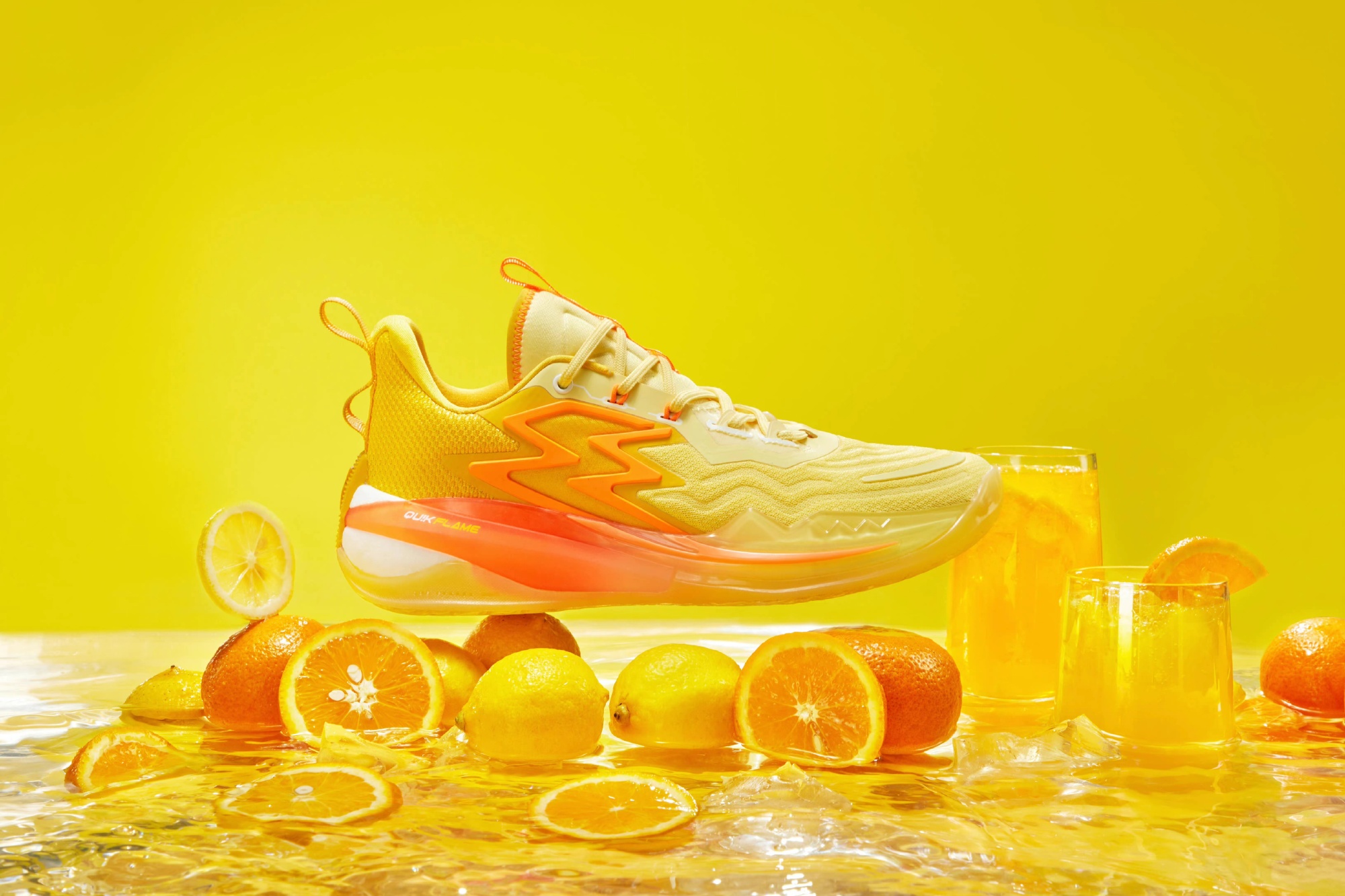 匹克和361篮球鞋哪个好（国产新品！匹克帕克4代回归，361度新鞋好帅，特步抄袭李宁驭帅？）