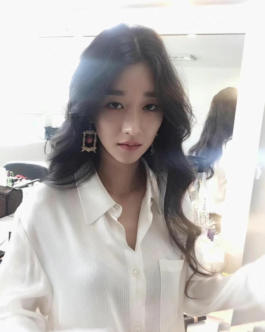 徐睿知 ​​​少女时期美照