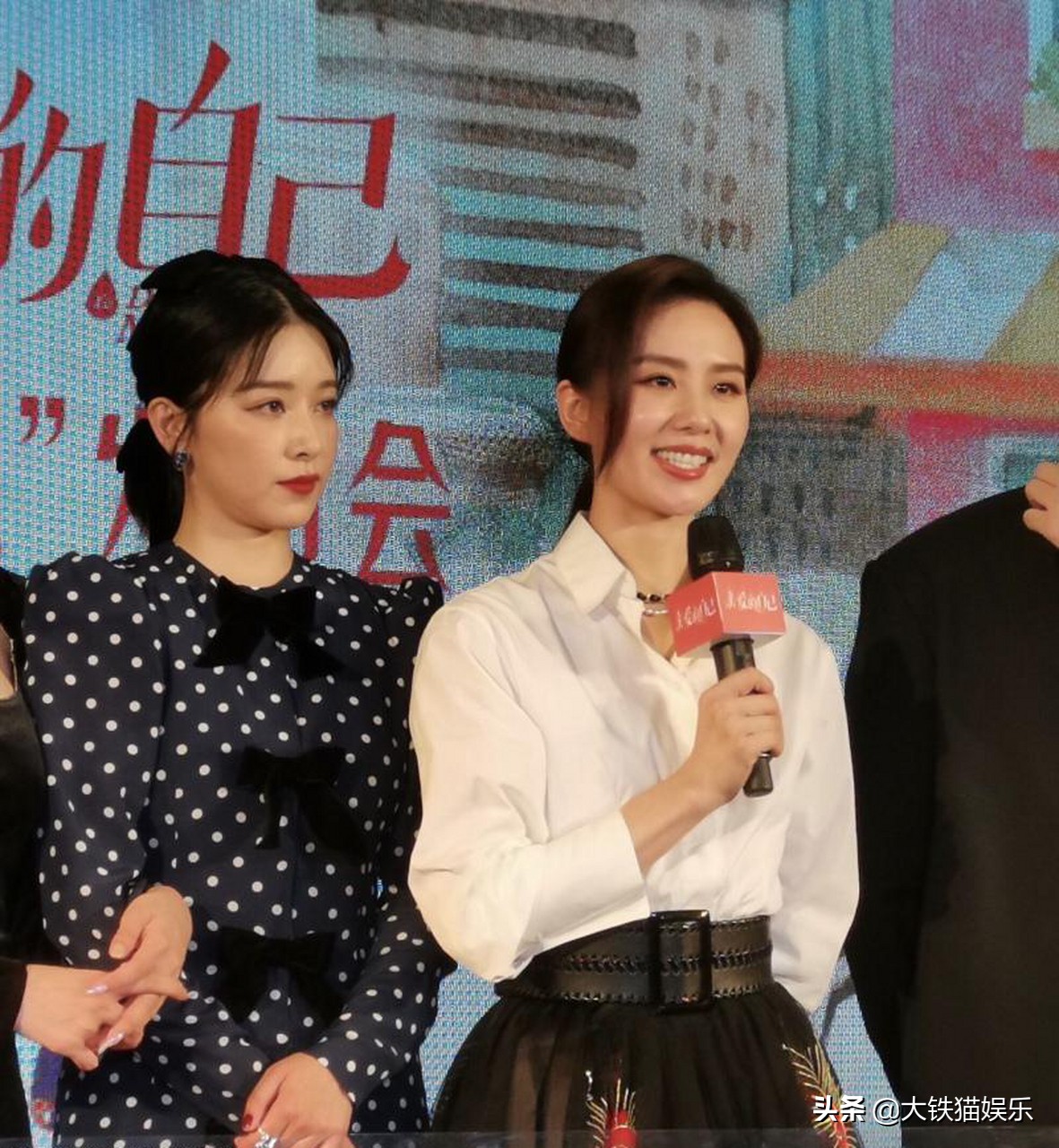 长得如花似玉，却输在“脖子丑”上，这6位女星的短板整都没法整