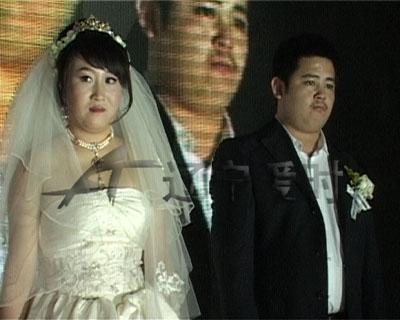 那段时间,《刘老根》《马大帅》等作品已经享誉全国,赵本山安排赵玉芳