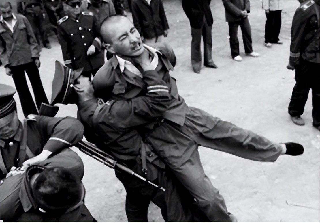 1978年唐山大地震后，传说中的“菜刀队”究竟是什么