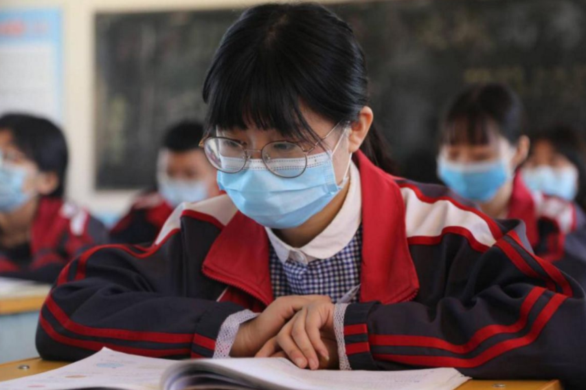 河南考生破防了，2022年高考预估人数出炉，毫无疑问河南稳居榜首