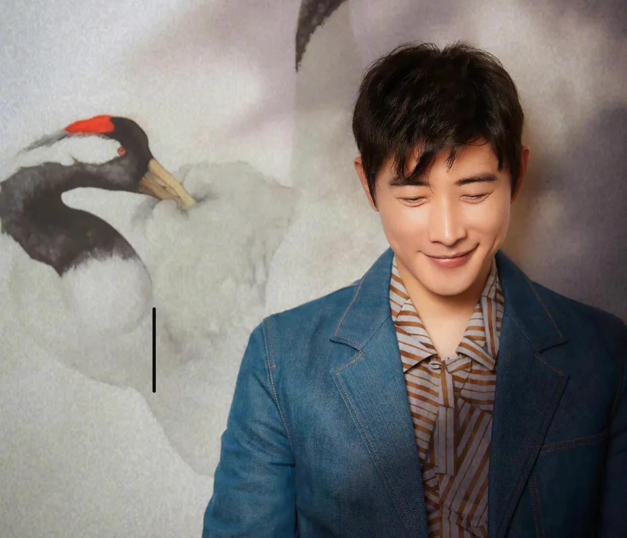 肩膀内扣暗藏含义，罗晋：这盛世如我所愿