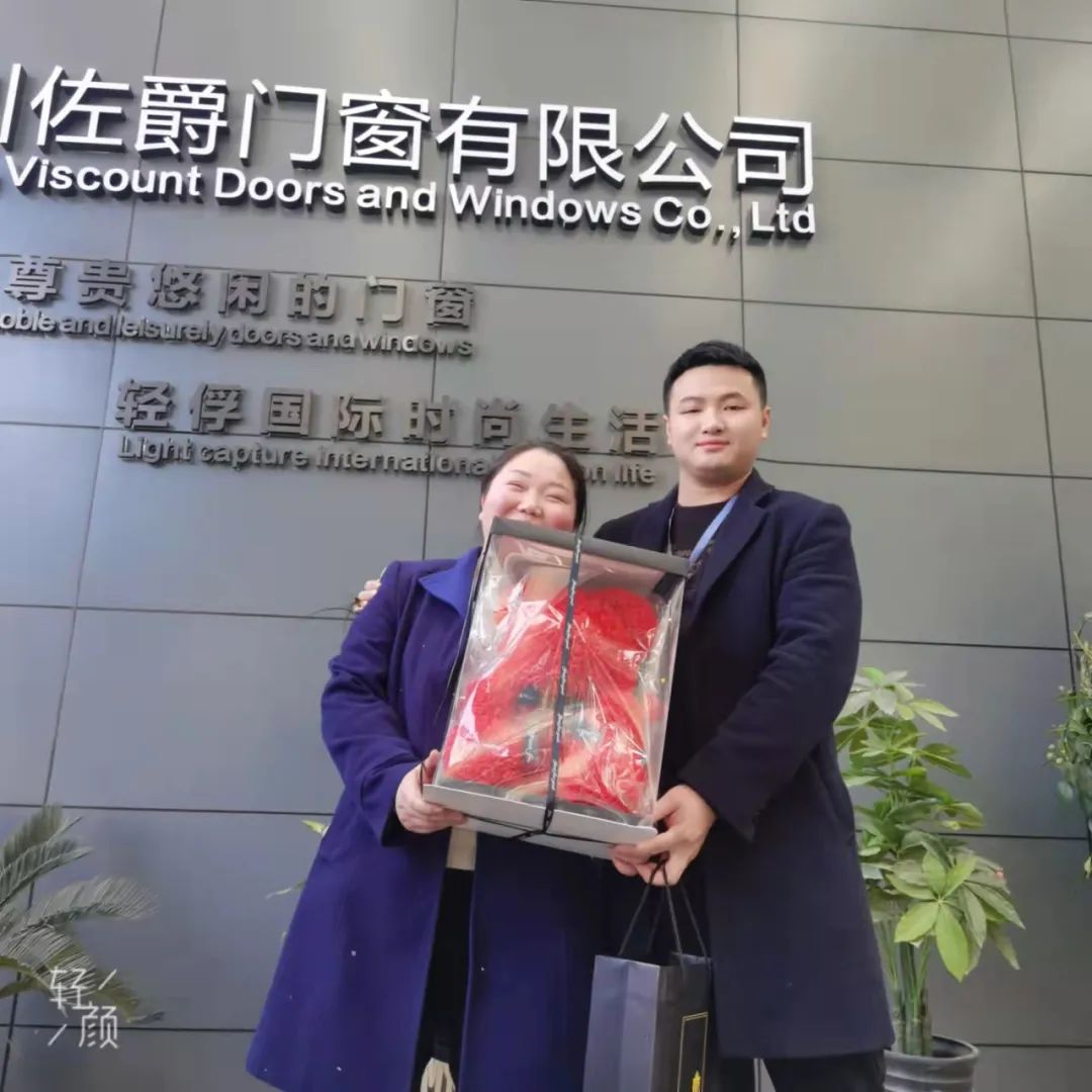 感恩有你，一路同行——佐爵門窗生日會暖心舉行