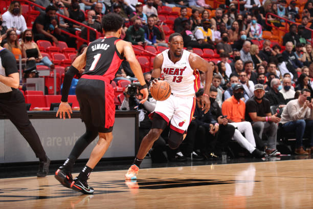 热火胜开拓者（巴特勒被驱逐阿德巴约20+11+4+5+3，热火胜开拓者）-华海博客