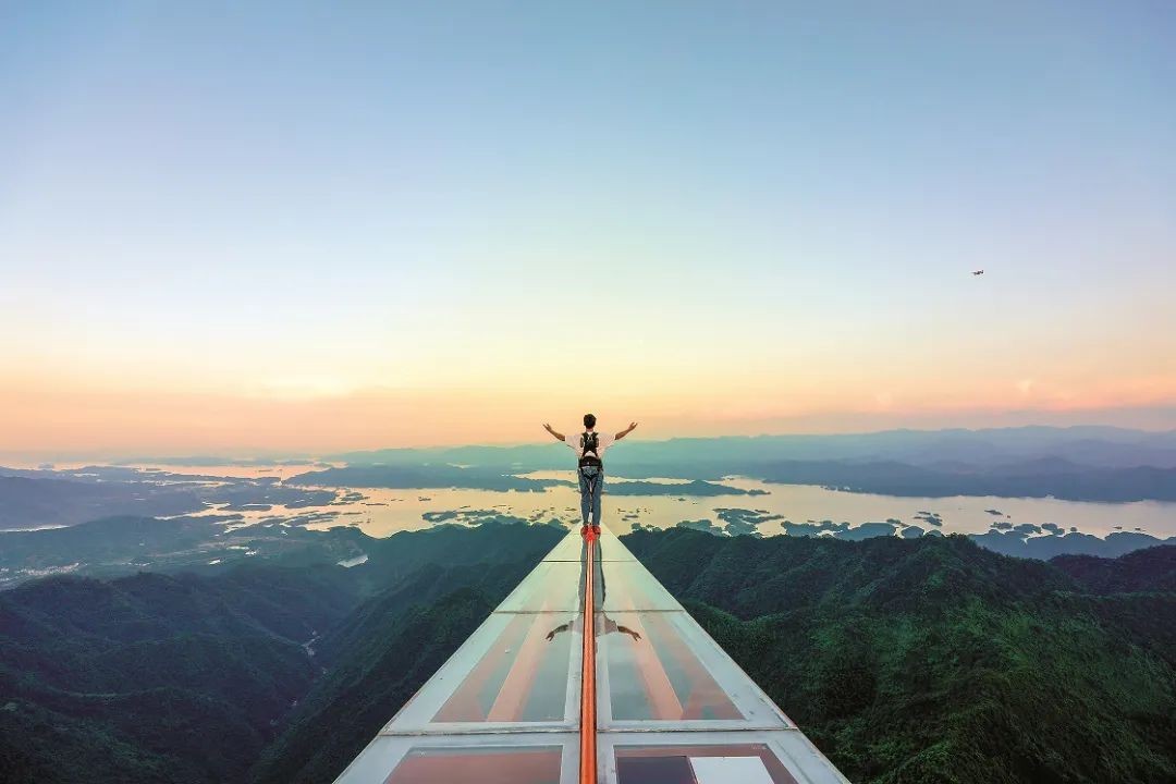 千島湖下的千年古城（《我和我的家鄉(xiāng)》取景地千島湖，不止于湖，還有那水下千年古城）