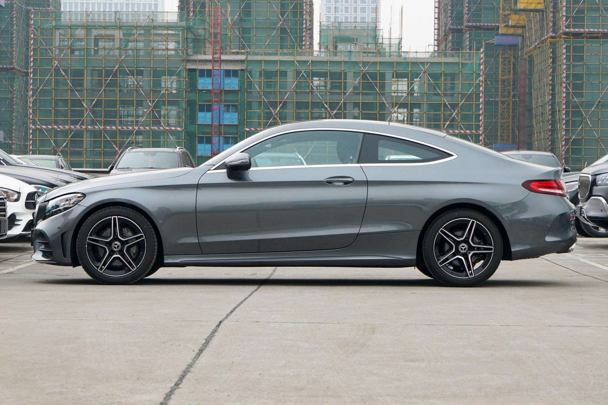 进口奔驰c260轿跑(进口奔驰c260轿跑版)