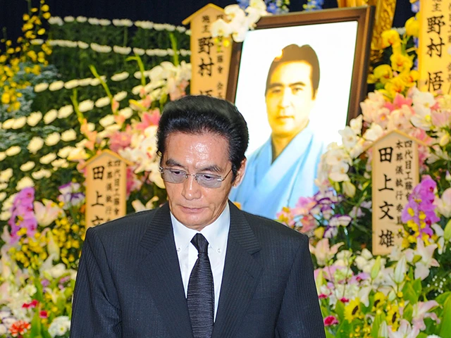 日本黑帮老大70岁做下身手术失败，派小弟刺杀女护士，已被判死刑