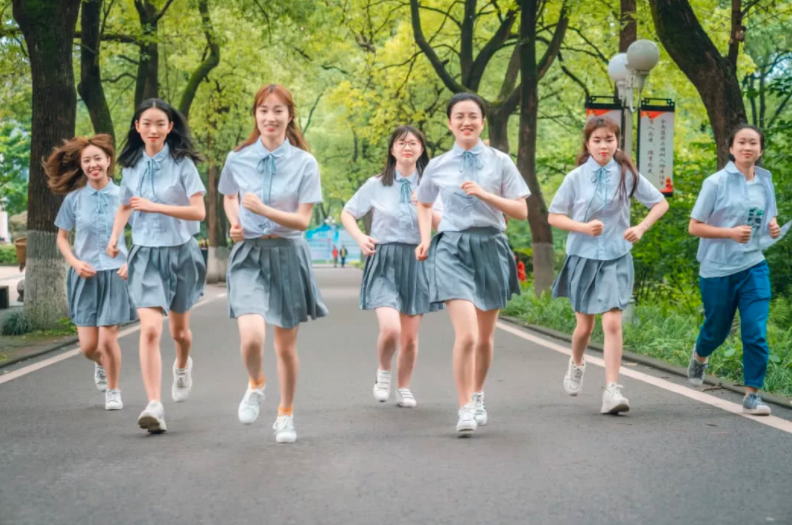 大学在省内读还是省外读？区别不仅仅在于就业，你选错了吗？