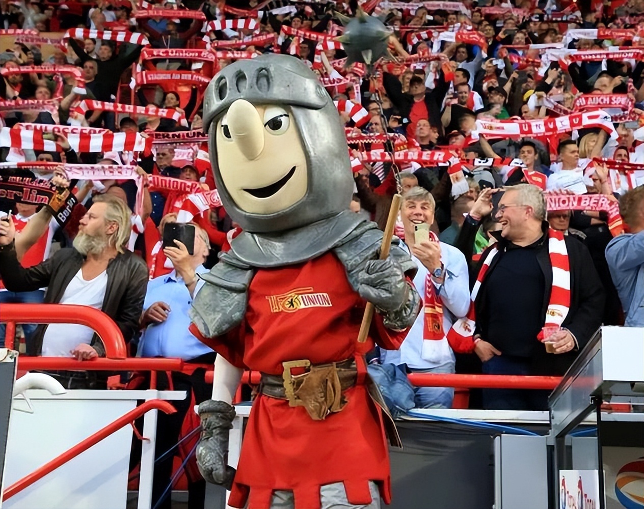 德甲主场在柏林（五大联赛足球地理：德国首都柏林的两支球队，有着不同的背景）