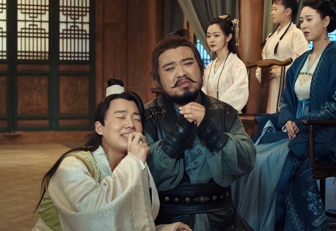 以为是“烂剧”，开播后个个是“王炸”，每帧都有看点