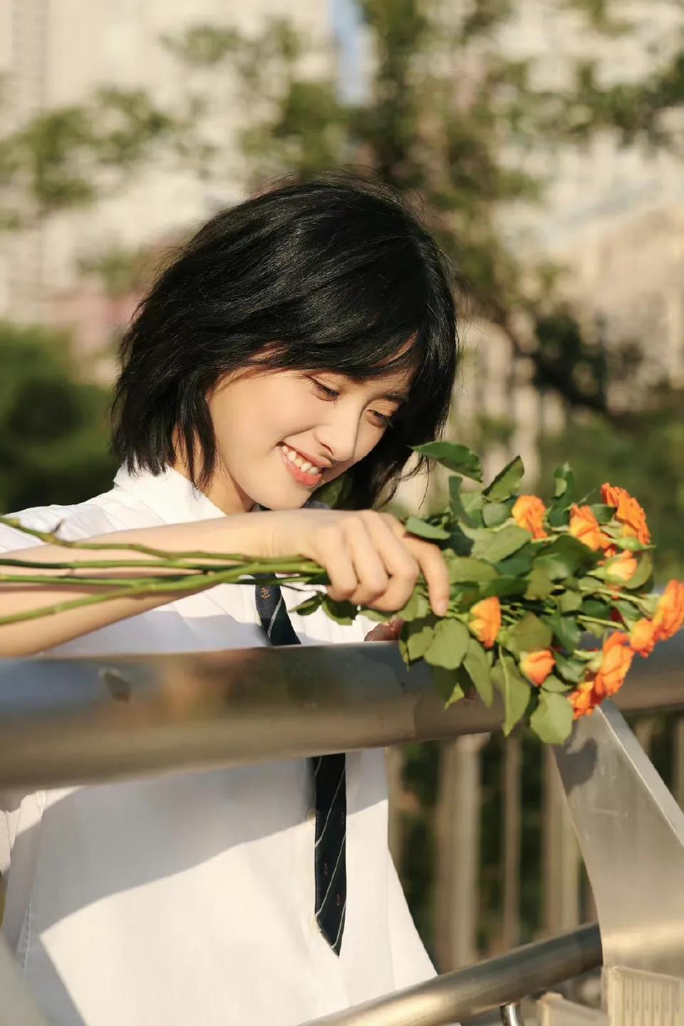 6.16图：檀健次 侯明昊 迪丽热巴 于朦胧 赵丽颖 易烊千玺 吴磊 胡兵 沈月