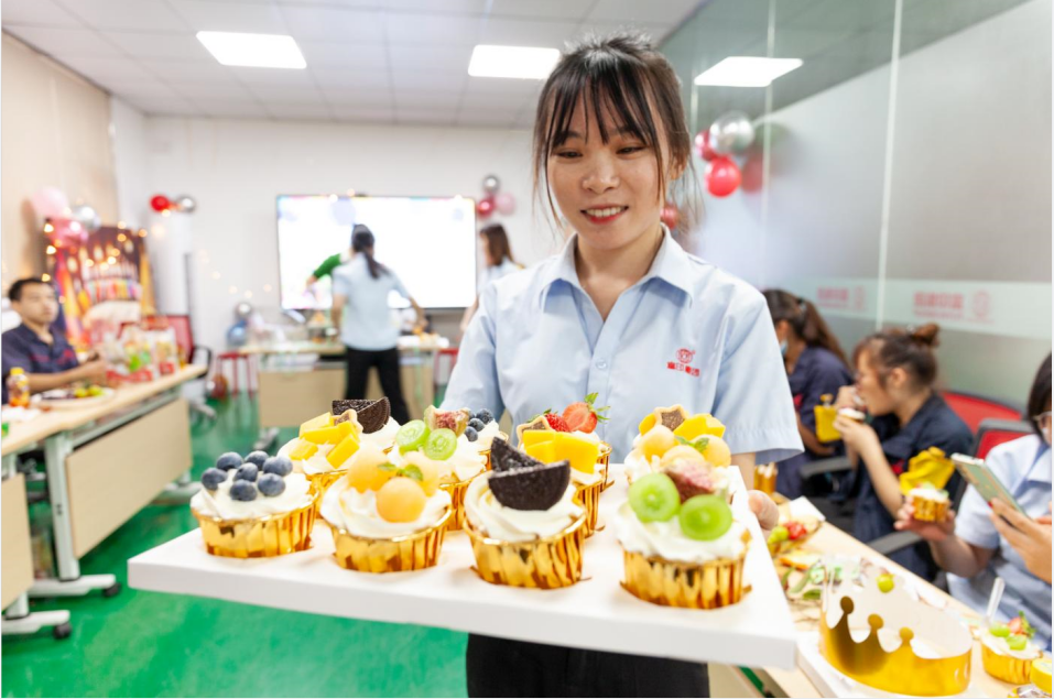 “富印幸福家，濃情生日趴”——富印集團舉行員工集體生日會