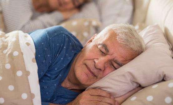 女人寿命长不长，看脚就能晓得？你的脚有没有这4个特征？