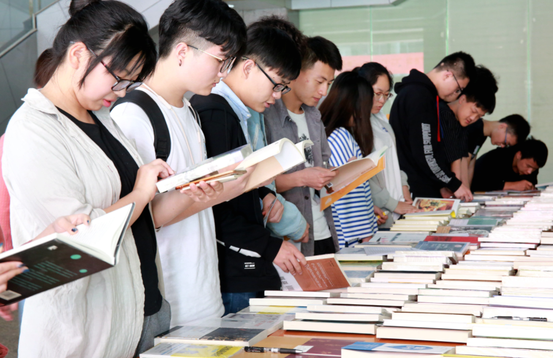 辽宁这所高校令人记忆深刻，现在却今非昔比，沦为“双非”院校