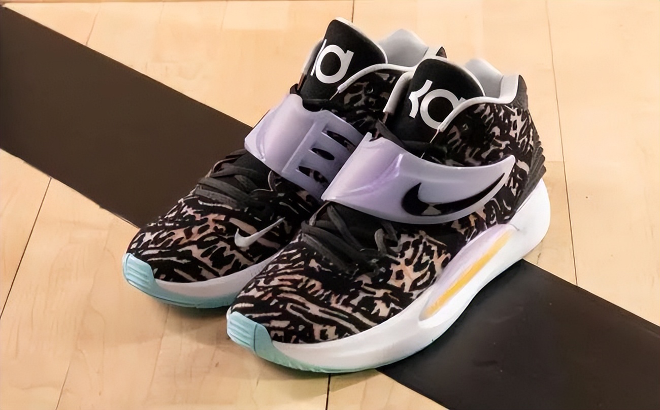 nike杜兰特系列篮球鞋(KD15正式曝光！中底科技拉满，低帮造型太休闲，超越LBJ系列？)