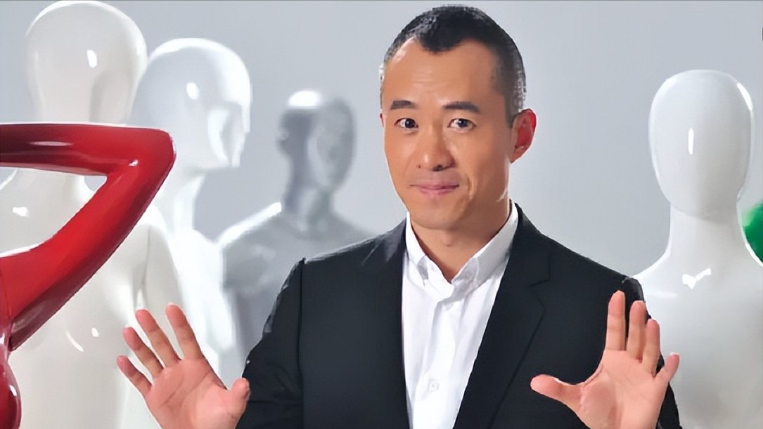 从央视名嘴到阶下囚，失业的邱启明近况如何？直播卖货令人唏嘘