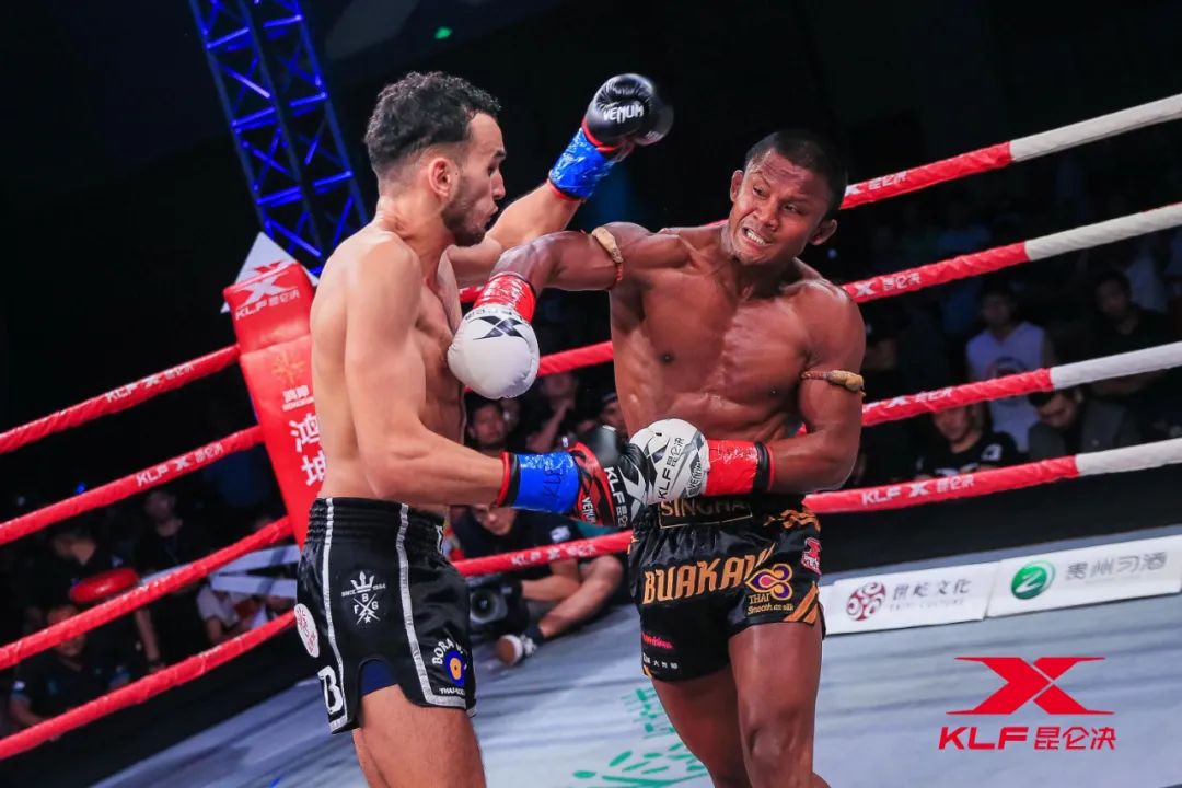 含播求最新比赛（经典回顾 - 播求VS杜托，为拳台而生，为胜利与荣誉奔赴山海）