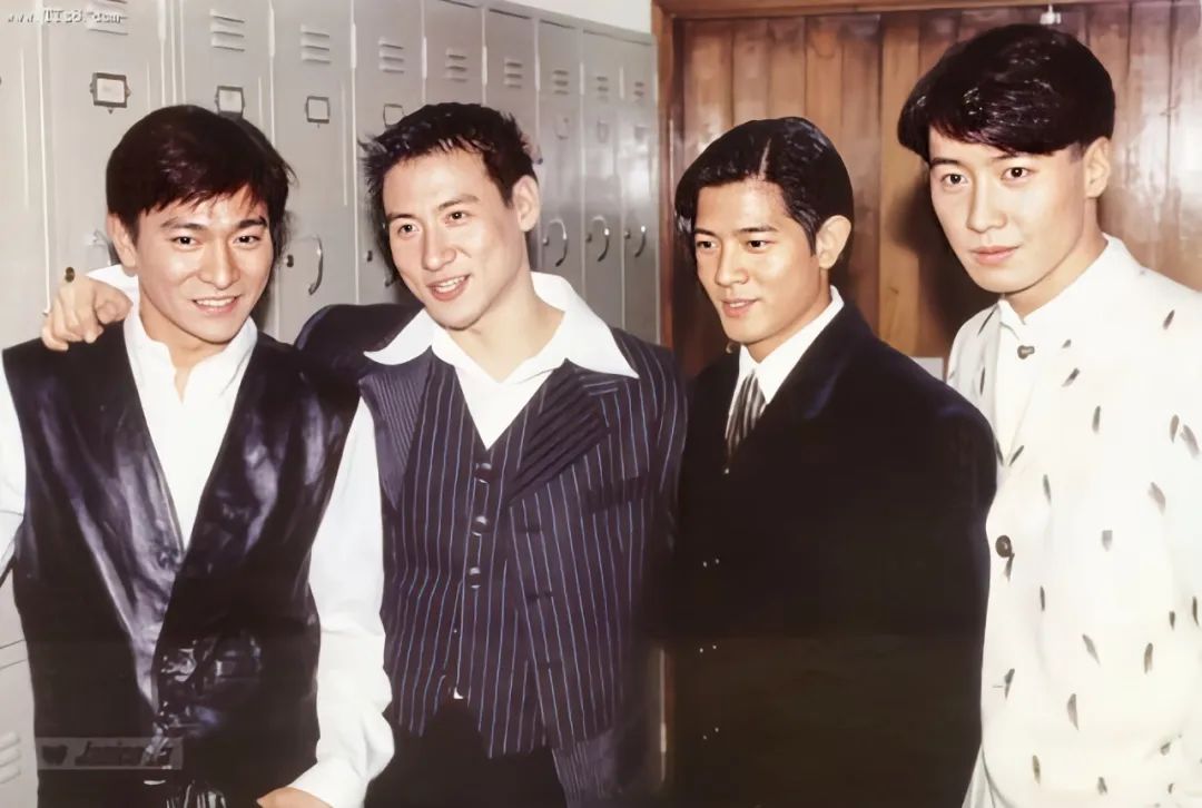 黎明儒雅,张学友深情,郭富城奶帅,刘德华绅士,彼时四大天王名声正盛.