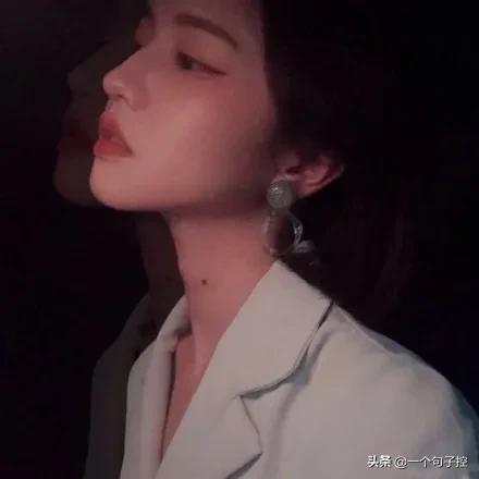 与其被人自作聪明的说穿，不如自己坦白相告堵其嘴