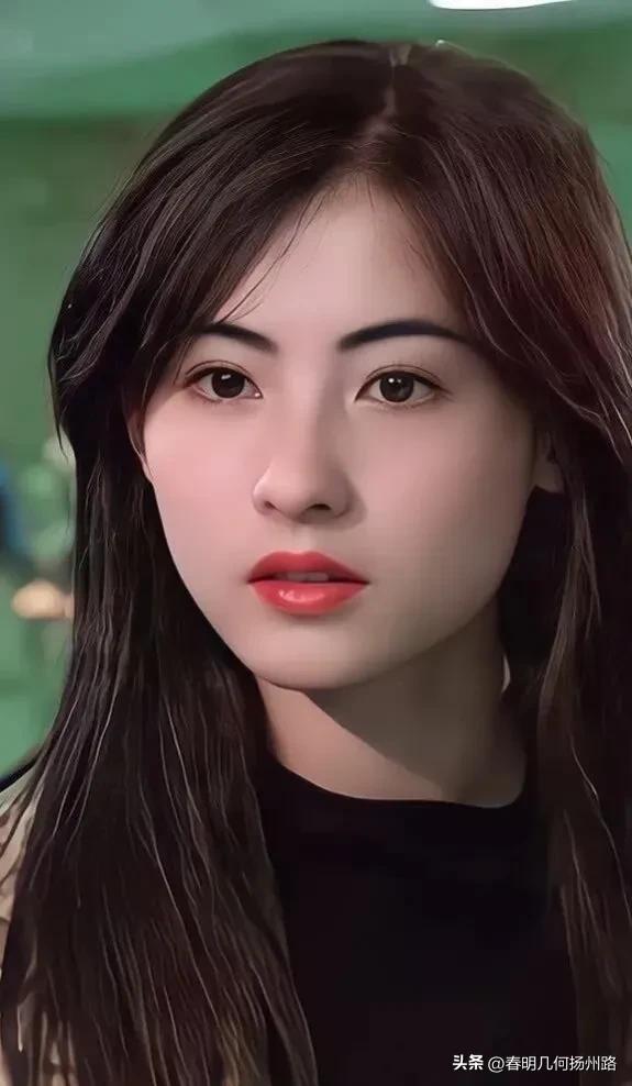 年轻时的张柏芝简直太美啦!清纯甜美,天然的美人胚子
