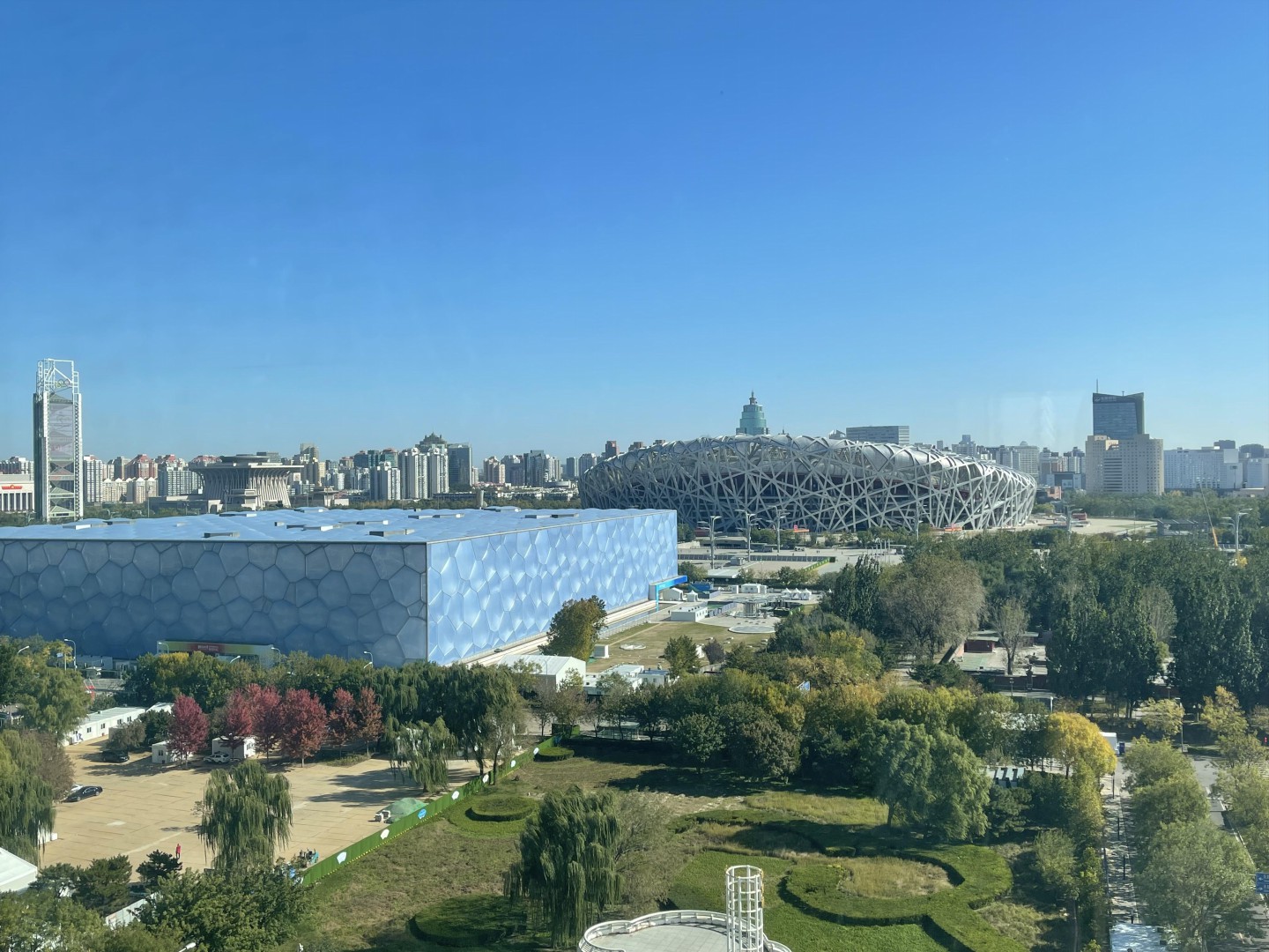 盘古大观本次销售价仅7万/北四环奢阔平层大宅俯瞰鸟巢水立方 盘古大观 本次销售价仅7万/ 北四环奢阔平层大宅 俯瞰鸟巢水立方